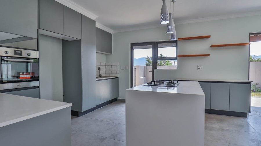 To Let 4 Bedroom Property for Rent in Ifafi North West